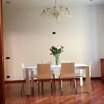 Luxury Ludovisi בית הארחה רומא