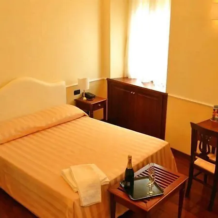 Pensjonat Luxury Ludovisi 4*